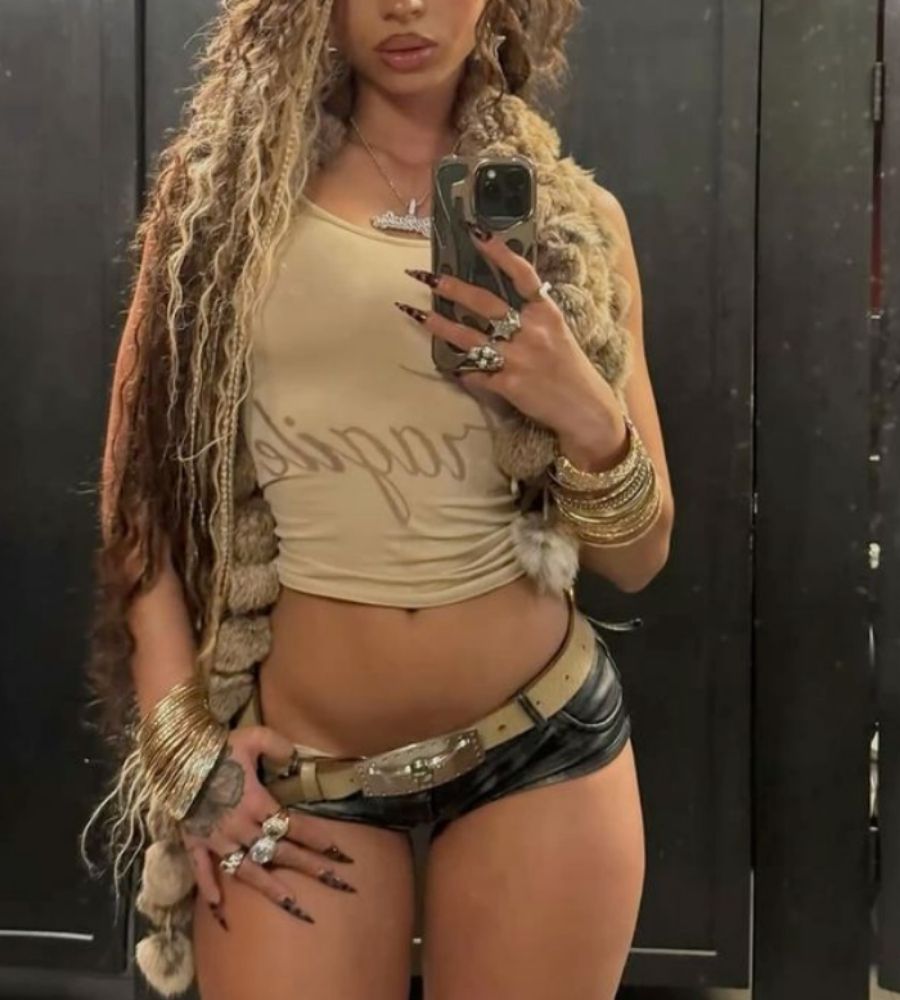 Sakarya Ödeme Elden Escort Hilal